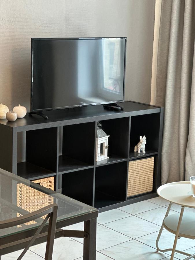 Appartement Duplex Proche De La Gare Et Du Centre Ville Сент Омер Екстериор снимка