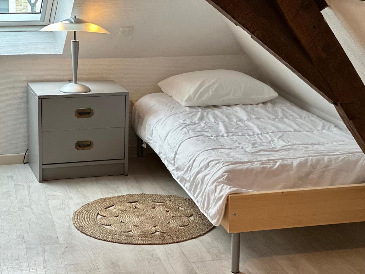 Appartement Duplex Proche De La Gare Et Du Centre Ville Сент Омер Екстериор снимка